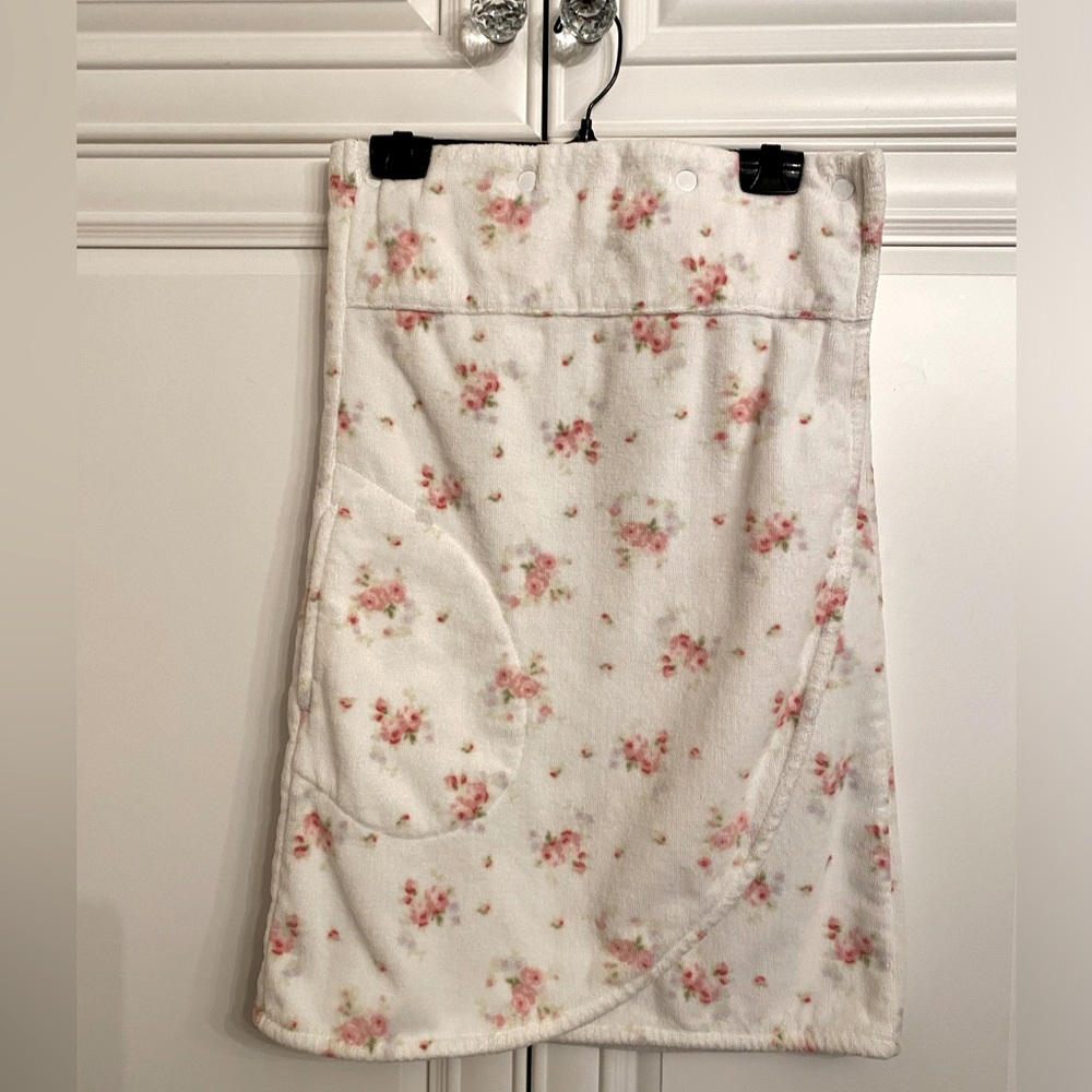 NWOT BATH/SHOWER 100% COTTON WRAP